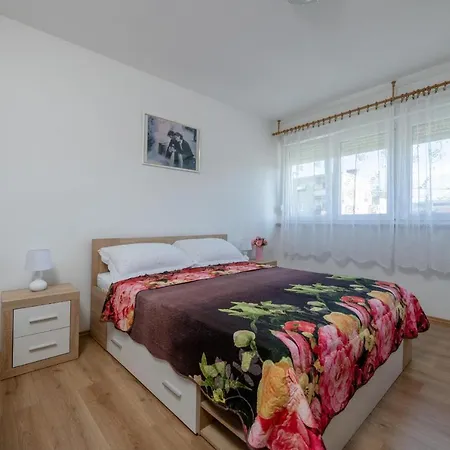 Bell Apartment *